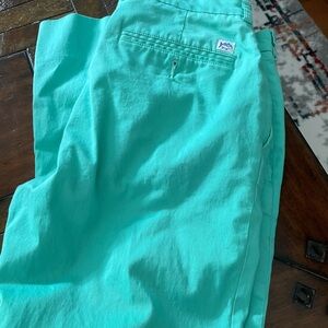 Men’s size 30/30 Southern Tide pants worn once.